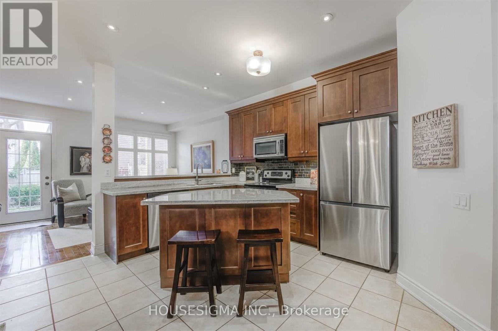 244 Tawny Crescent, Oakville, Ontario  L6L 6T7 - Photo 8 - W13552546
