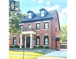 42 OATLANDS CRESCENT, Richmond Hill, Ontario