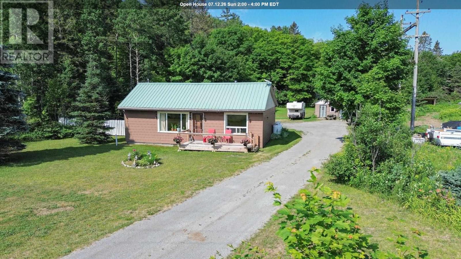 717 Highway 17 N, Aweres Township, Ontario