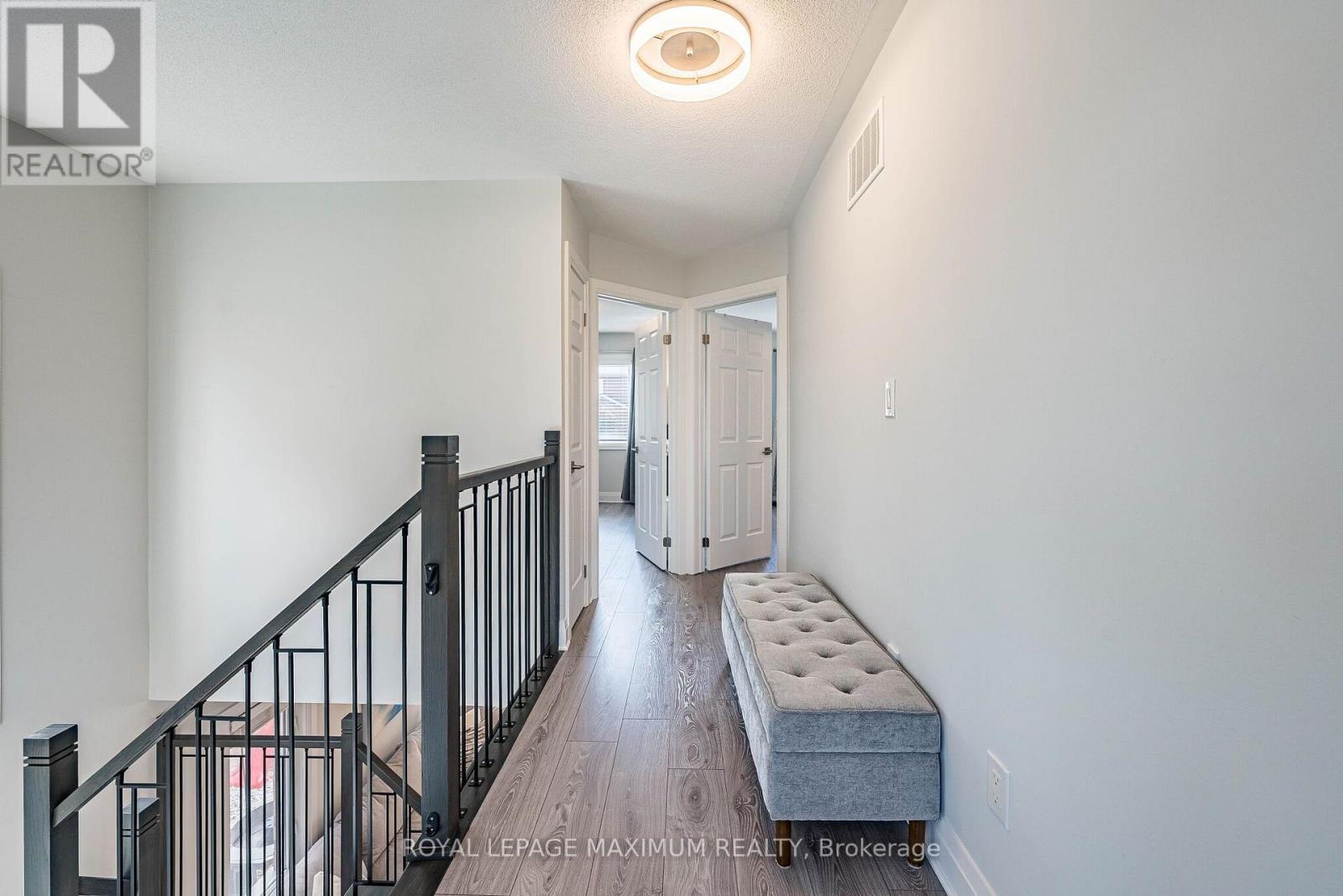 913 Miller Park Avenue, Bradford West Gwillimbury, Ontario  L3Z 0L4 - Photo 21 - N13548432