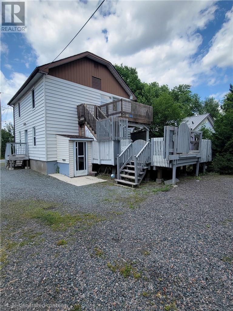 389 Ontario, Greater Sudbury, Ontario  P3E 4K3 - Photo 2 - 2129109