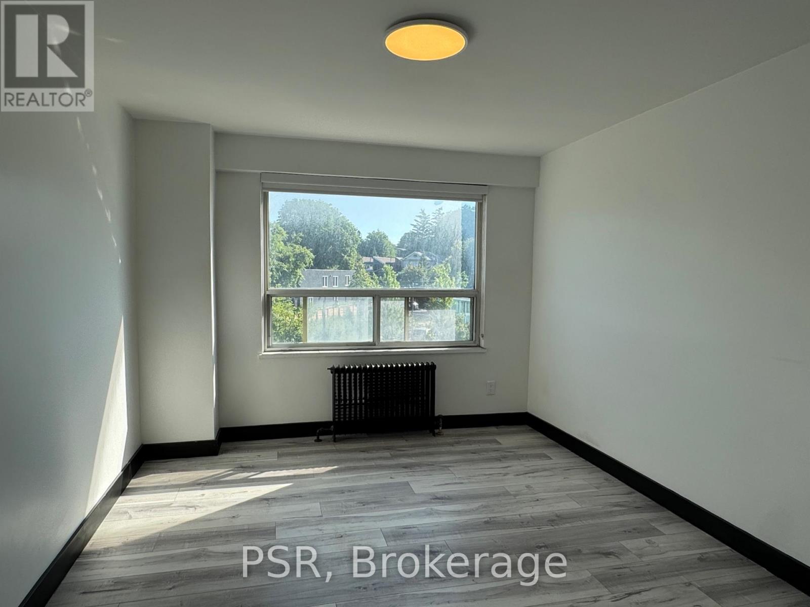 209 - 600 Eglinton Avenue W, Toronto, Ontario  M5N 1C1 - Photo 11 - C13543438
