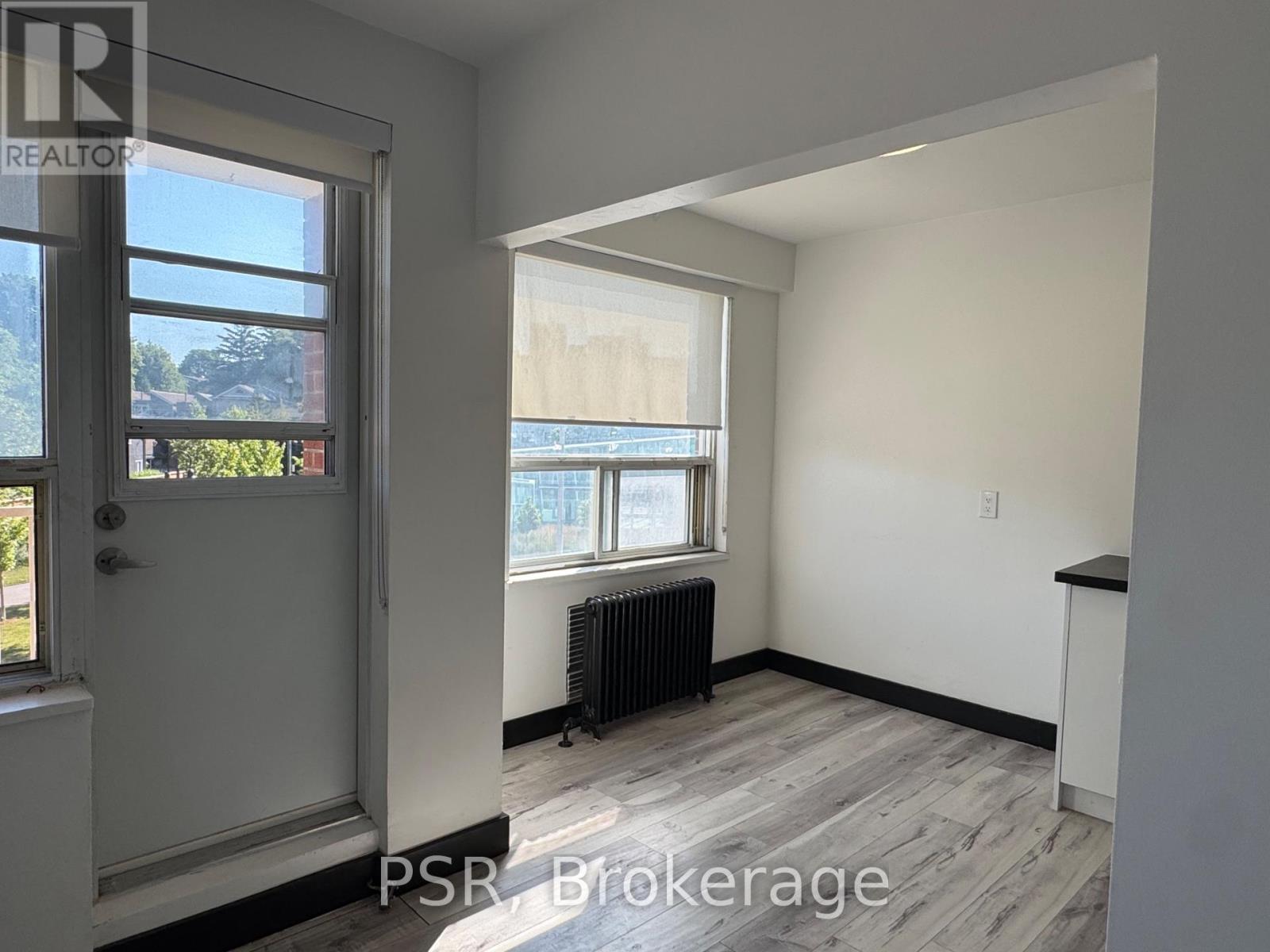 209 - 600 Eglinton Avenue W, Toronto, Ontario  M5N 1C1 - Photo 5 - C13543438