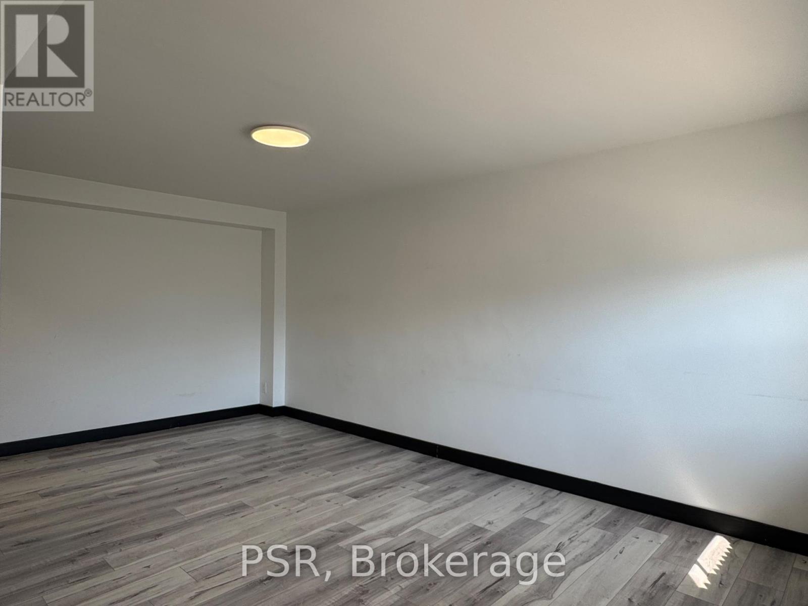209 - 600 Eglinton Avenue W, Toronto, Ontario  M5N 1C1 - Photo 2 - C13543438