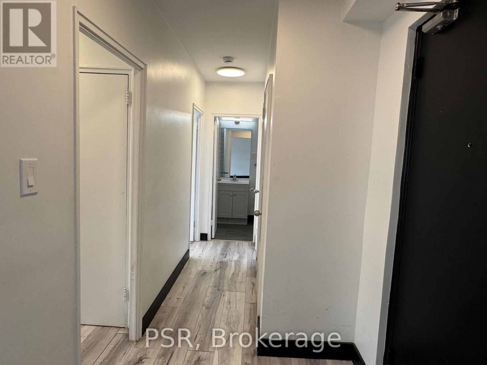 209 - 600 Eglinton Avenue W, Toronto, Ontario  M5N 1C1 - Photo 9 - C13543438