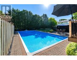 40 STRATHMERE PLACE, Guelph, Ontario