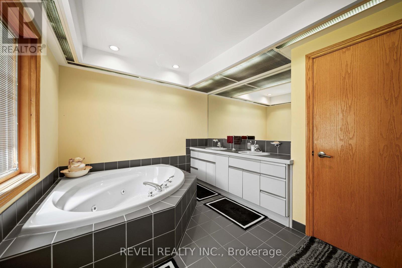 1627 Mardell Street, London East, Ontario  N5V 1X3 - Photo 32 - X13552652