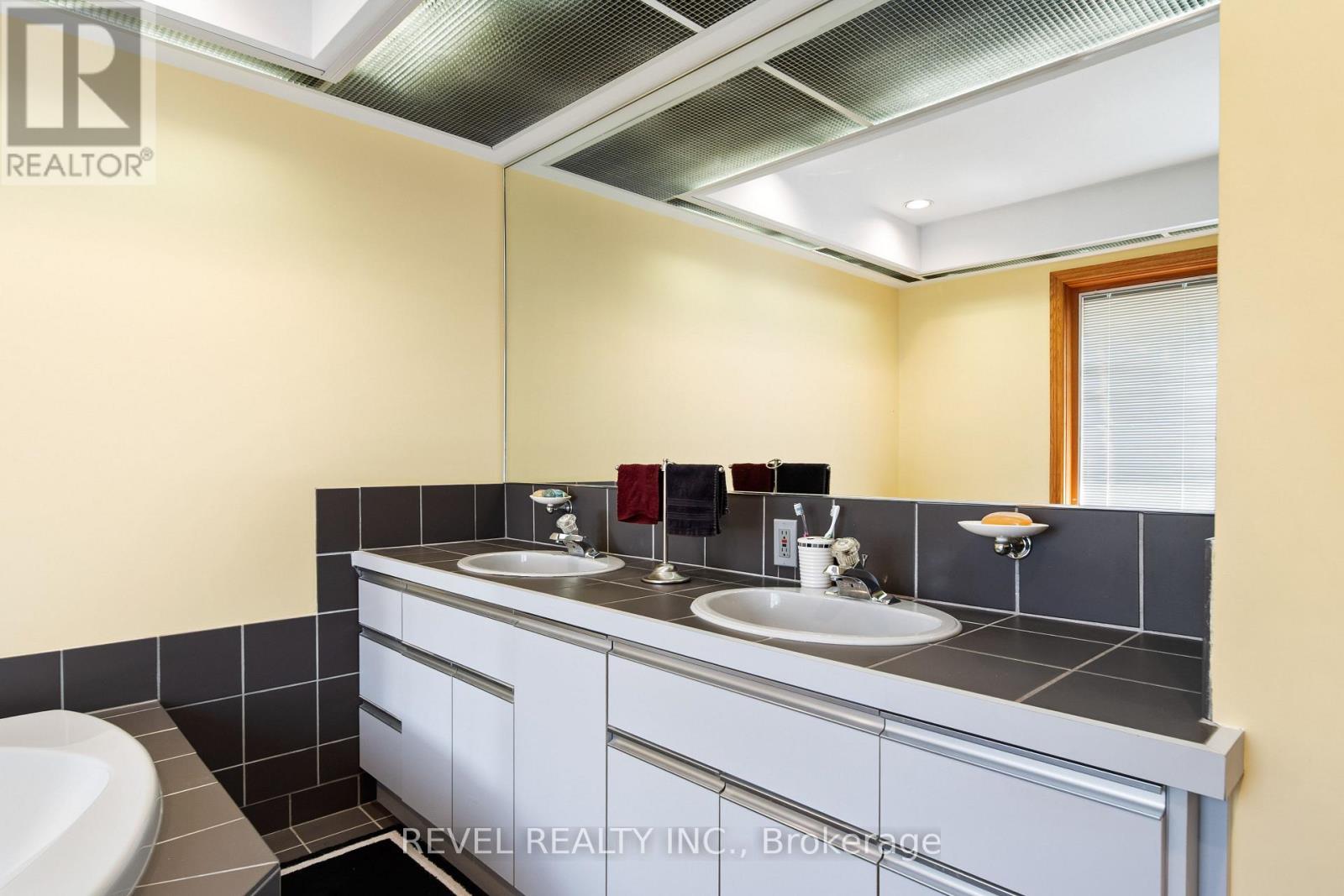 1627 Mardell Street, London East, Ontario  N5V 1X3 - Photo 33 - X13552652