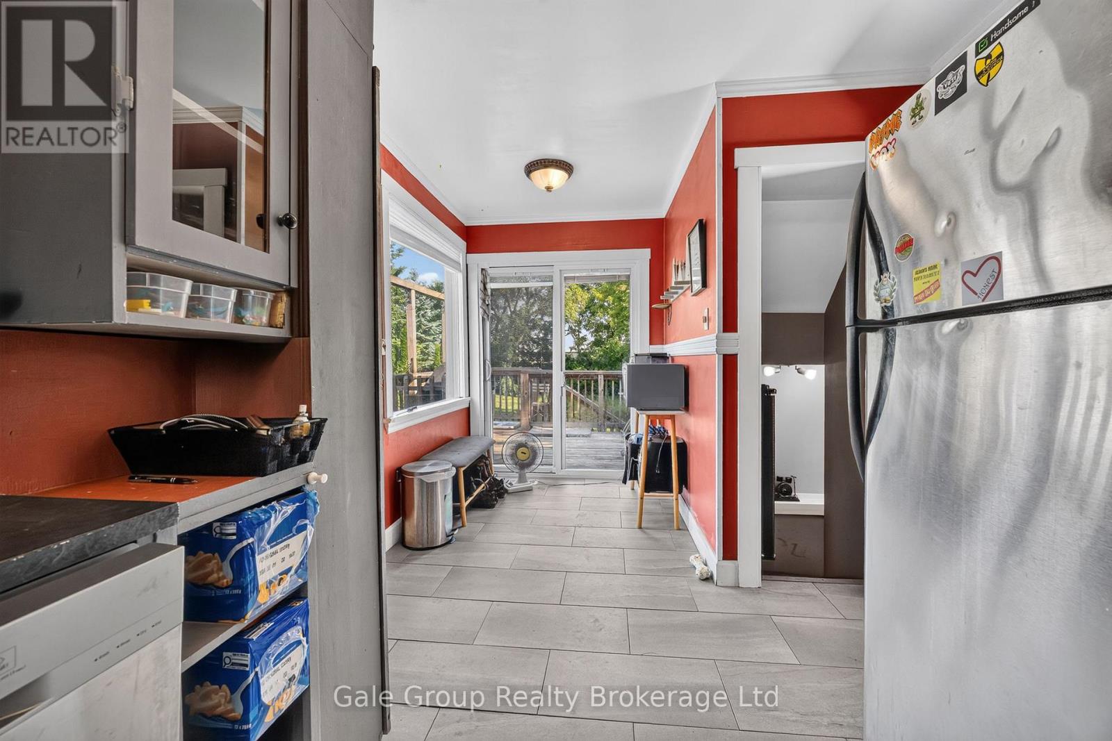 813 Dufferin Street, Woodstock, Ontario  N4S 1Y8 - Photo 2 - X13552696