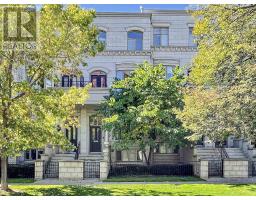 11 - 260 RUSSELL HILL ROAD, Toronto, Ontario