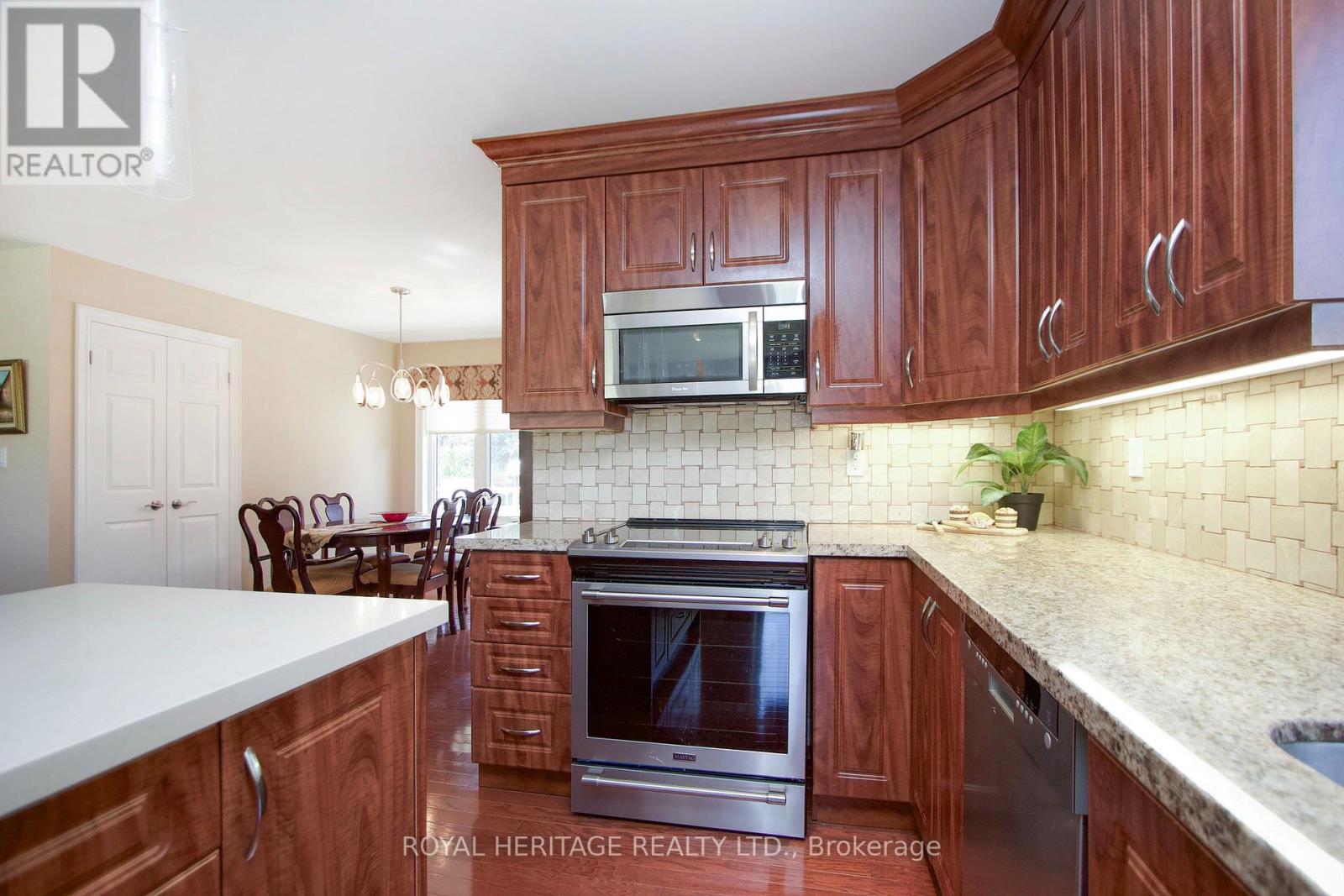 128 Wilmot Trail, Clarington, Ontario  L1B 1B9 - Photo 14 - E13552672