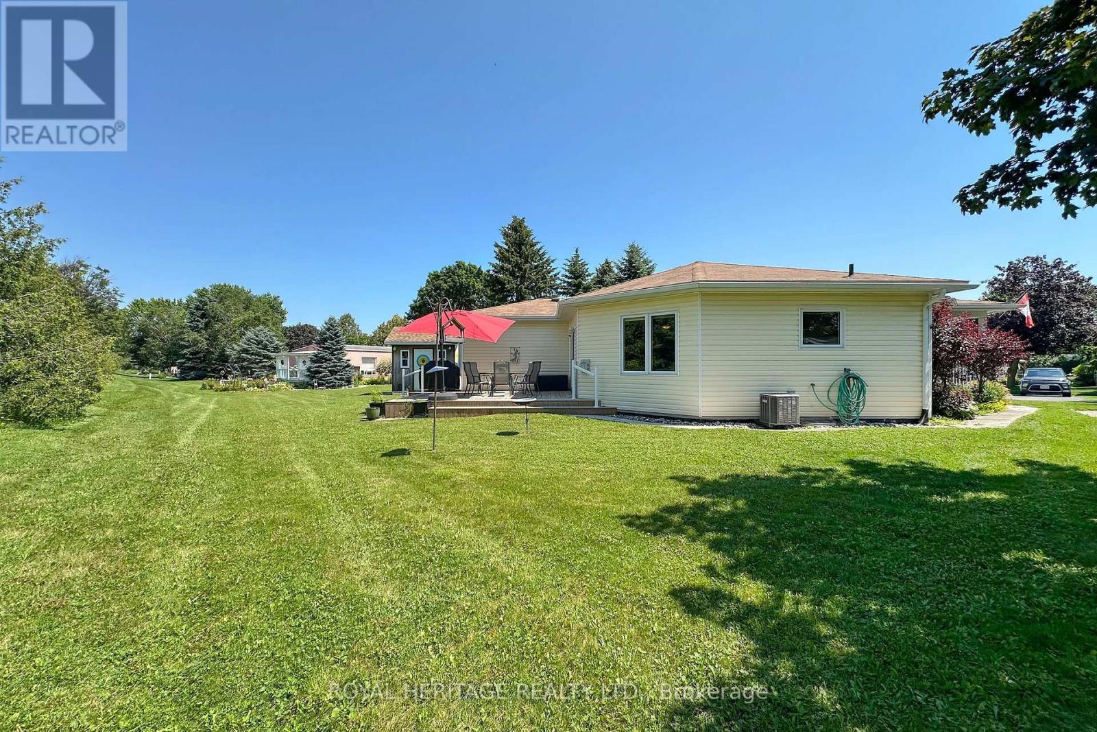 128 Wilmot Trail, Clarington, Ontario  L1B 1B9 - Photo 23 - E13552672