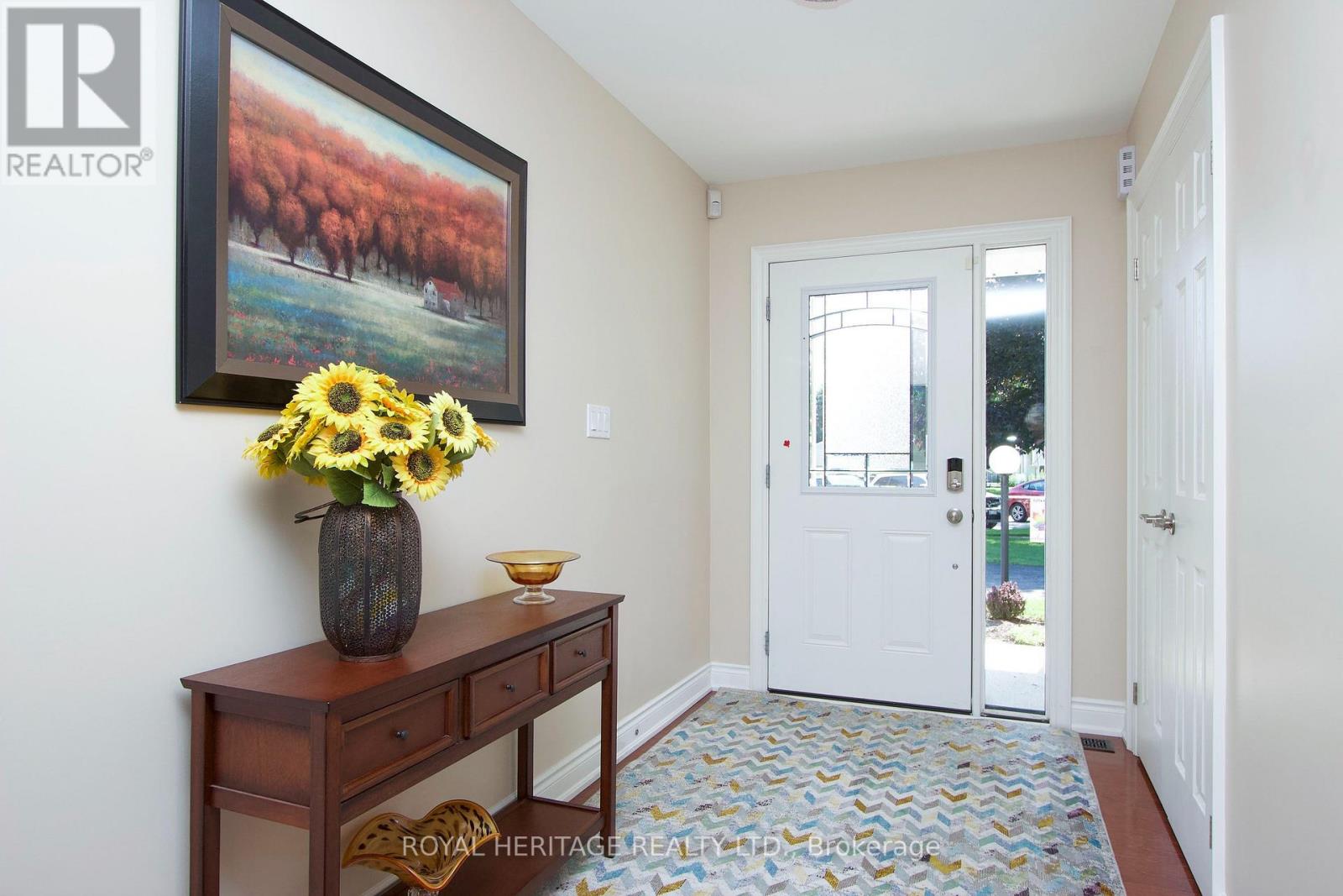 128 Wilmot Trail, Clarington, Ontario  L1B 1B9 - Photo 4 - E13552672