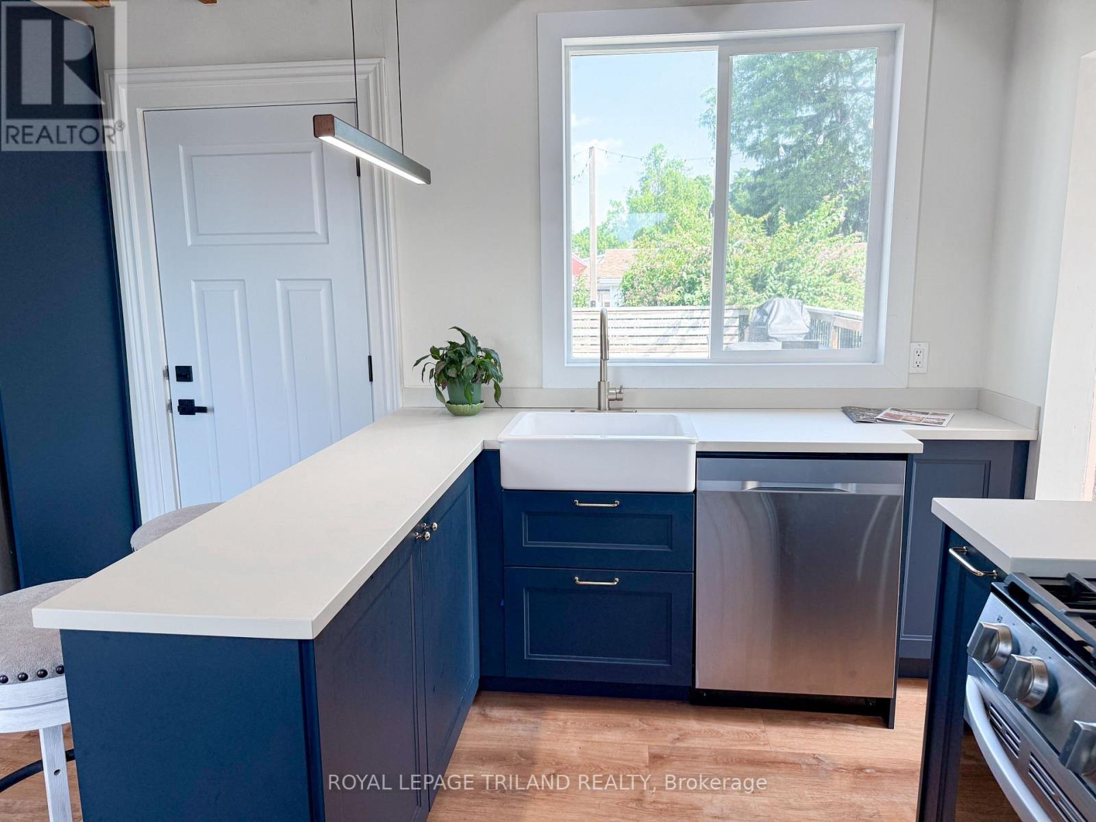 12 East Avenue, St. Thomas, Ontario  N5R 3S8 - Photo 7 - X13538430