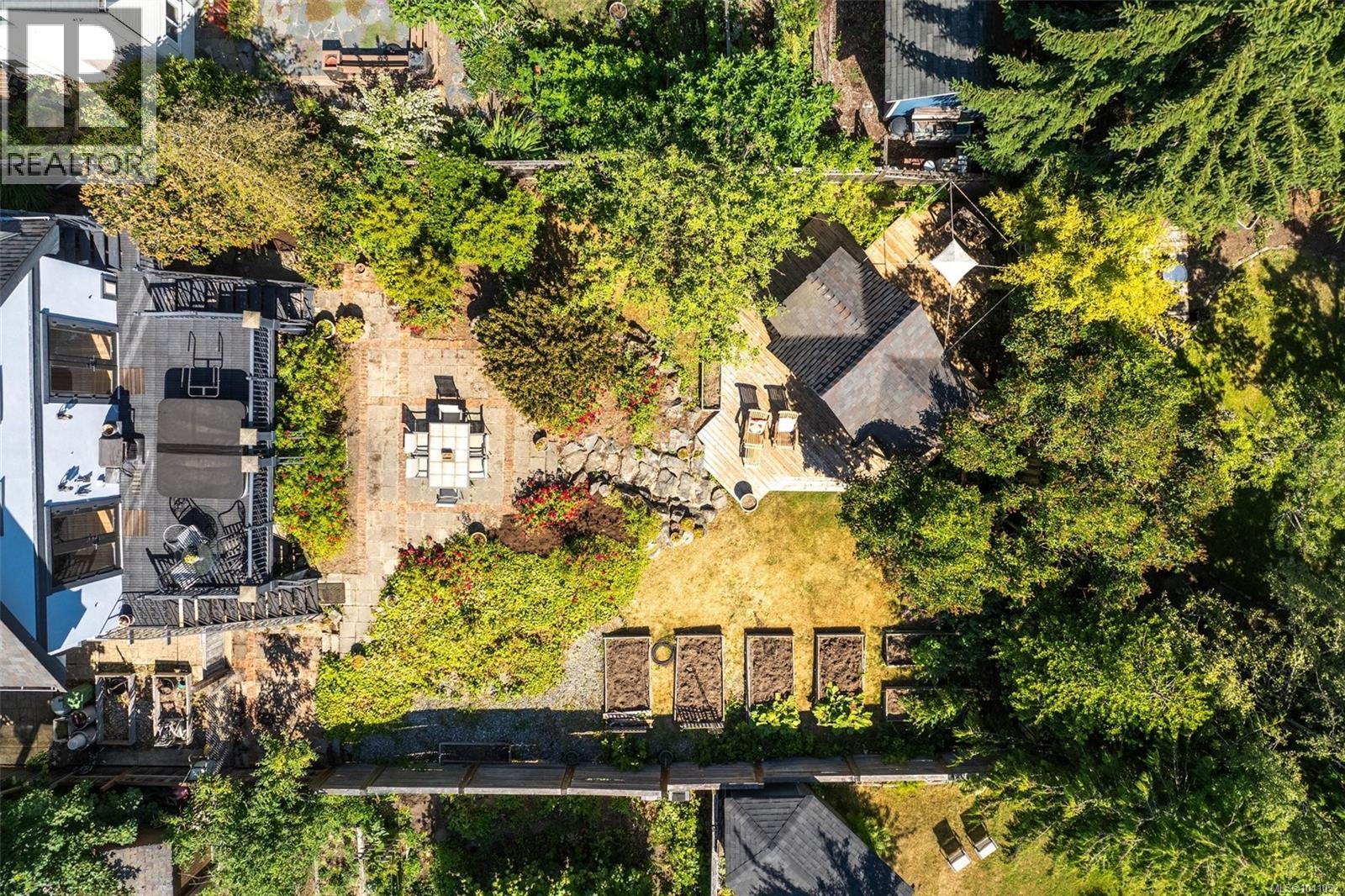 1415 Gladstone Ave, Victoria, British Columbia  V8R 1S2 - Photo 65 - 1041052