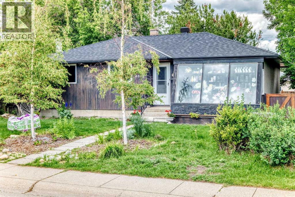 4832 Worcester Drive SW, Calgary, Alberta