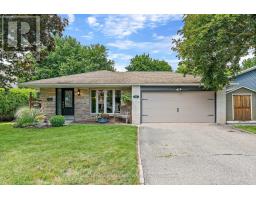 33 FAGAN DRIVE, Halton Hills, Ontario