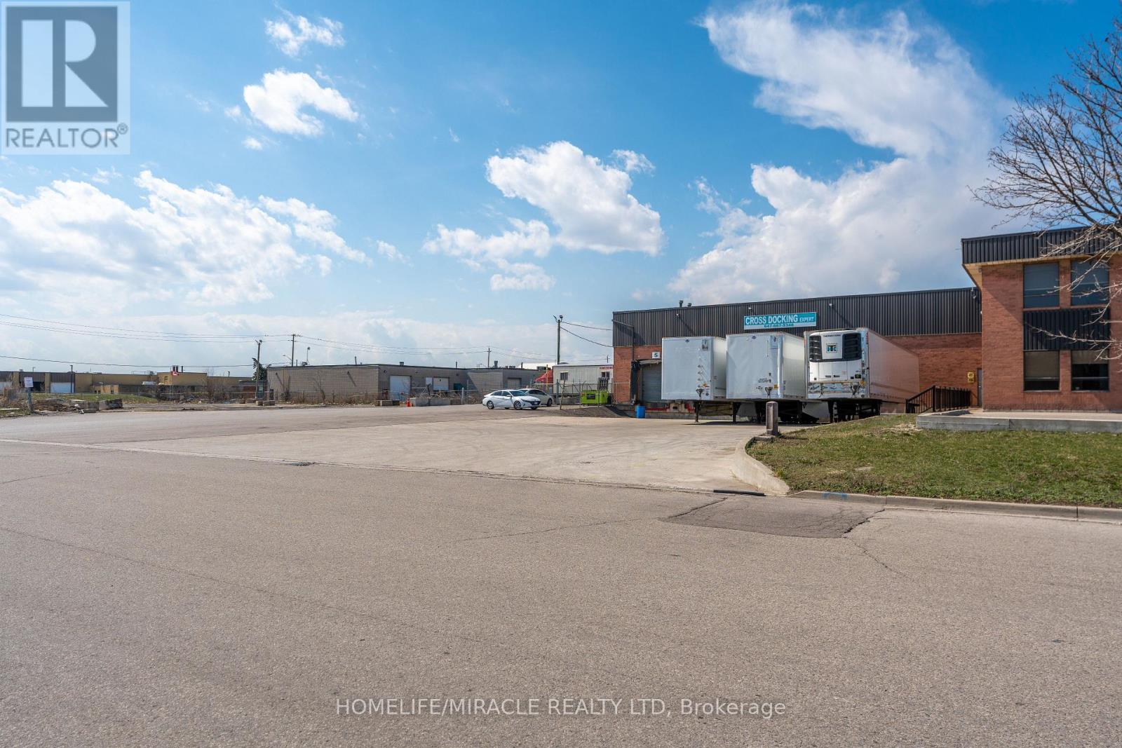 2375 Lucknow Drive, Mississauga, Ontario  L5S 1H9 - Photo 11 - W13552656