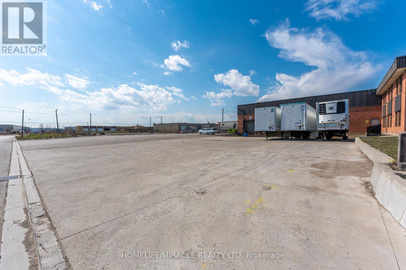2375 Lucknow Drive, Mississauga, Ontario  L5S 1H9 - Photo 12 - W13552656