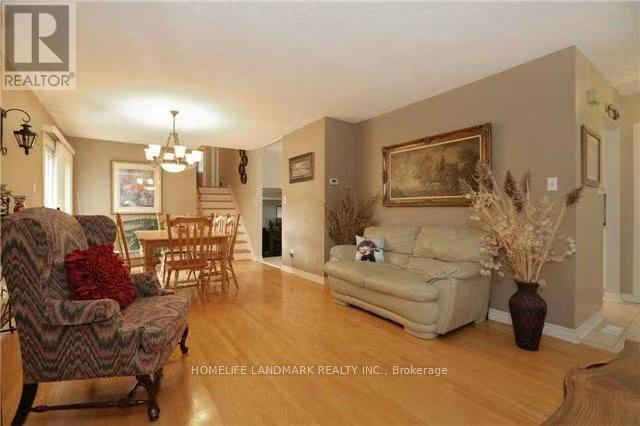 1256 Falgarwood Drive, Oakville, Ontario  L6H 2L6 - Photo 3 - W13552666