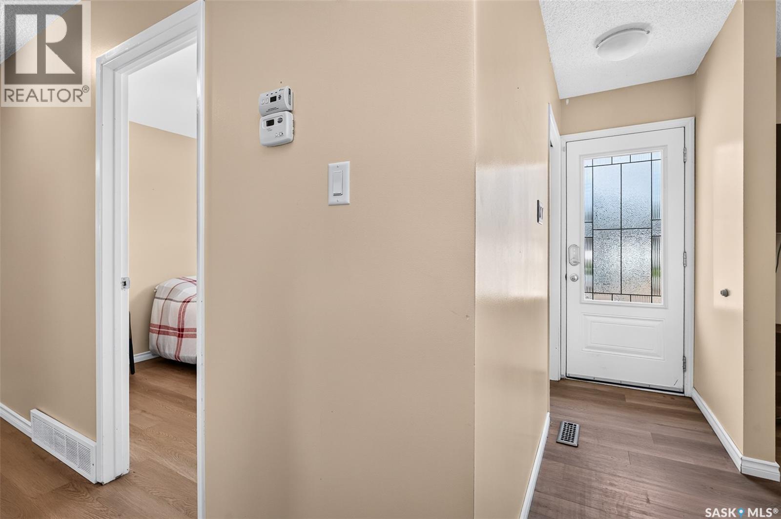 1311 Stadacona Street W, Moose Jaw, Saskatchewan  S6H 6L4 - Photo 2 - SK042278