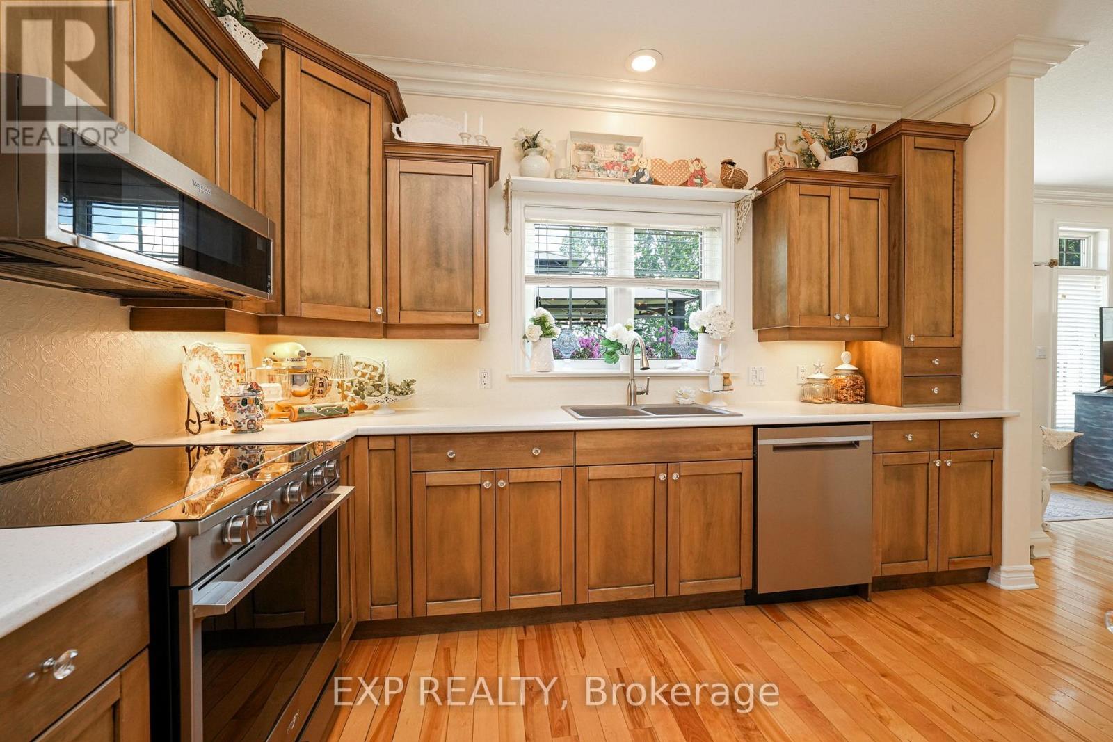 71817 Sunridge Crescent, Bluewater, Ontario  N0M 1N0 - Photo 9 - X13552664