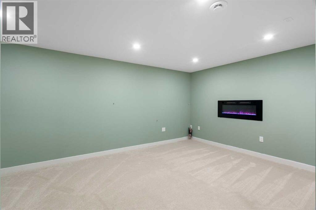 191 Woodmont Terrace SW, Calgary, Alberta  T2W 3K3 - Photo 29 - A2321912