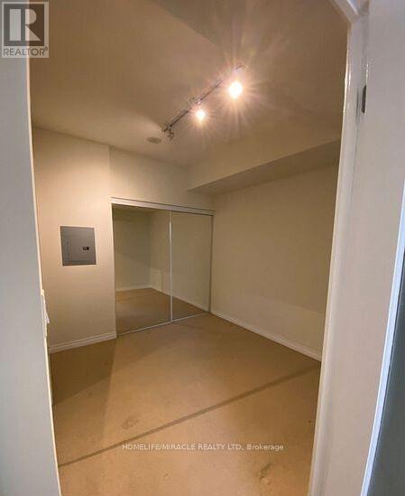 3504 Hurontario Street, Mississauga, Ontario  L5B 0B9 - Photo 11 - W13552704