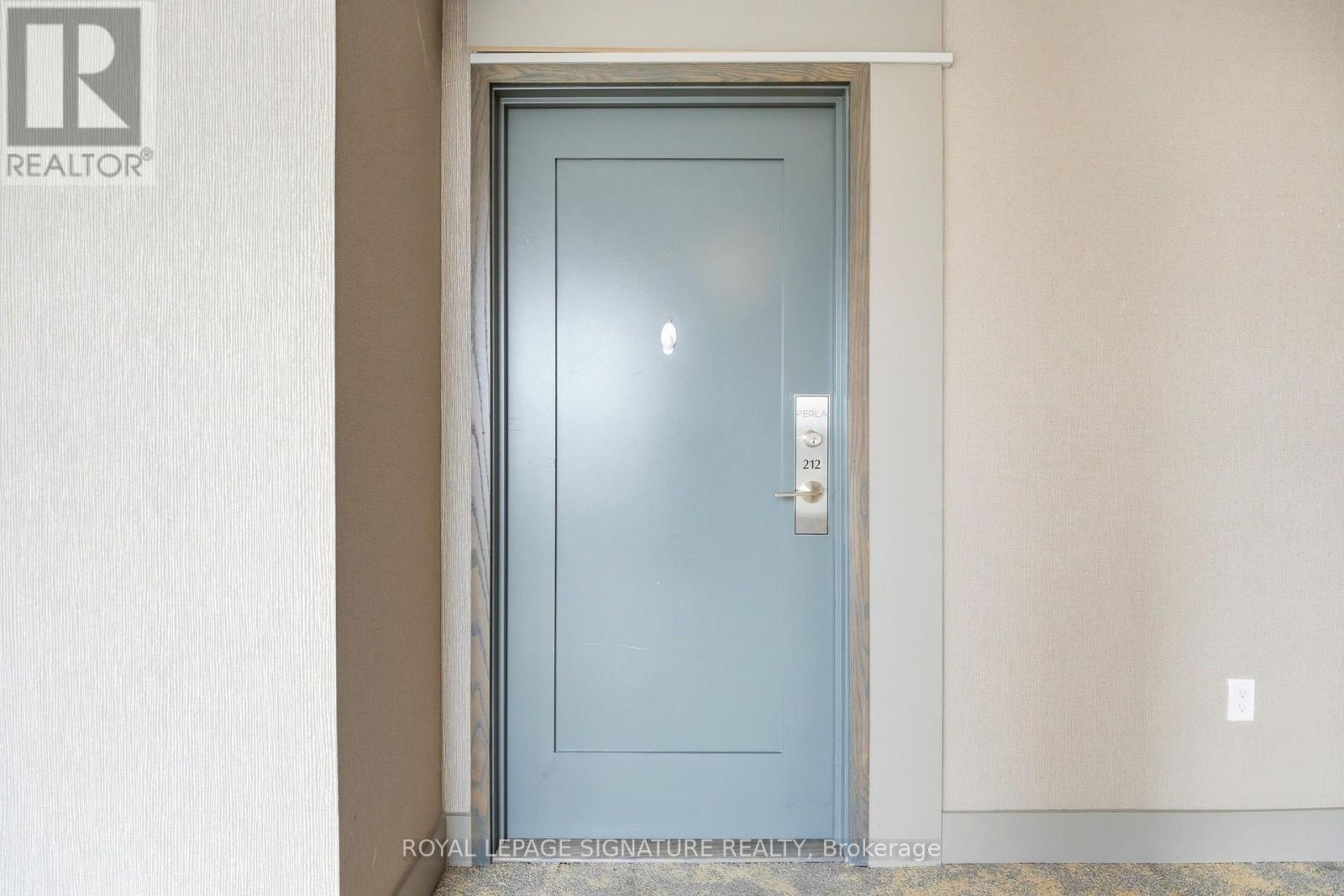 212 - 65 Watergarden Drive, Mississauga, Ontario  L5R 0G8 - Photo 4 - W13552736