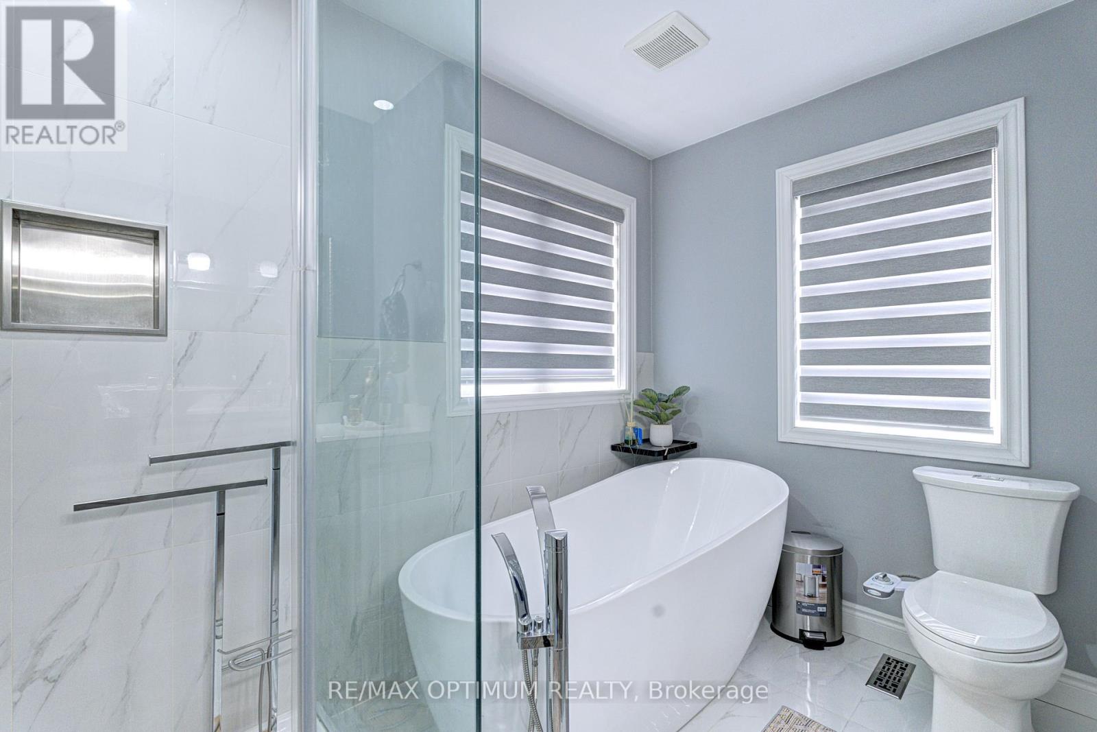 54 Bramoak Crescent, Brampton (Northwest Sandalwood Parkway), Ontario  L7A 1T6 - Photo 24 - W13552750
