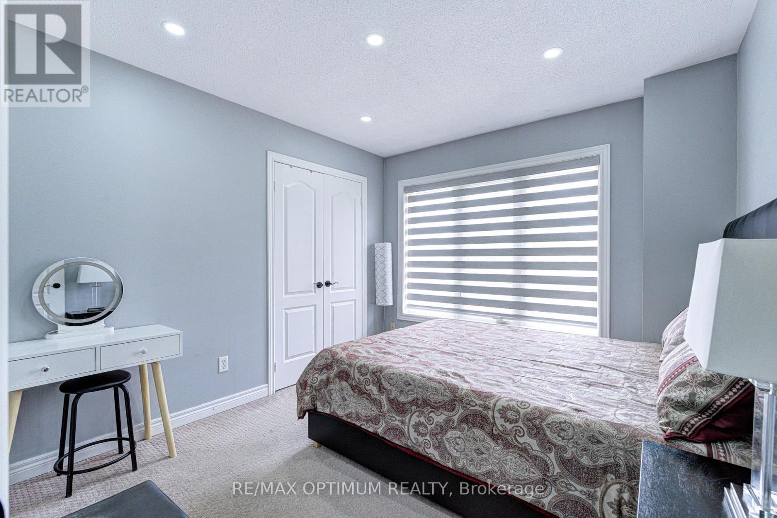54 Bramoak Crescent, Brampton (Northwest Sandalwood Parkway), Ontario  L7A 1T6 - Photo 25 - W13552750