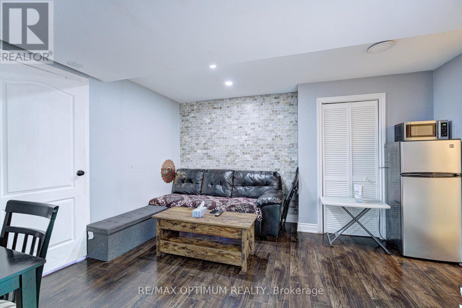 54 Bramoak Crescent, Brampton (Northwest Sandalwood Parkway), Ontario  L7A 1T6 - Photo 32 - W13552750