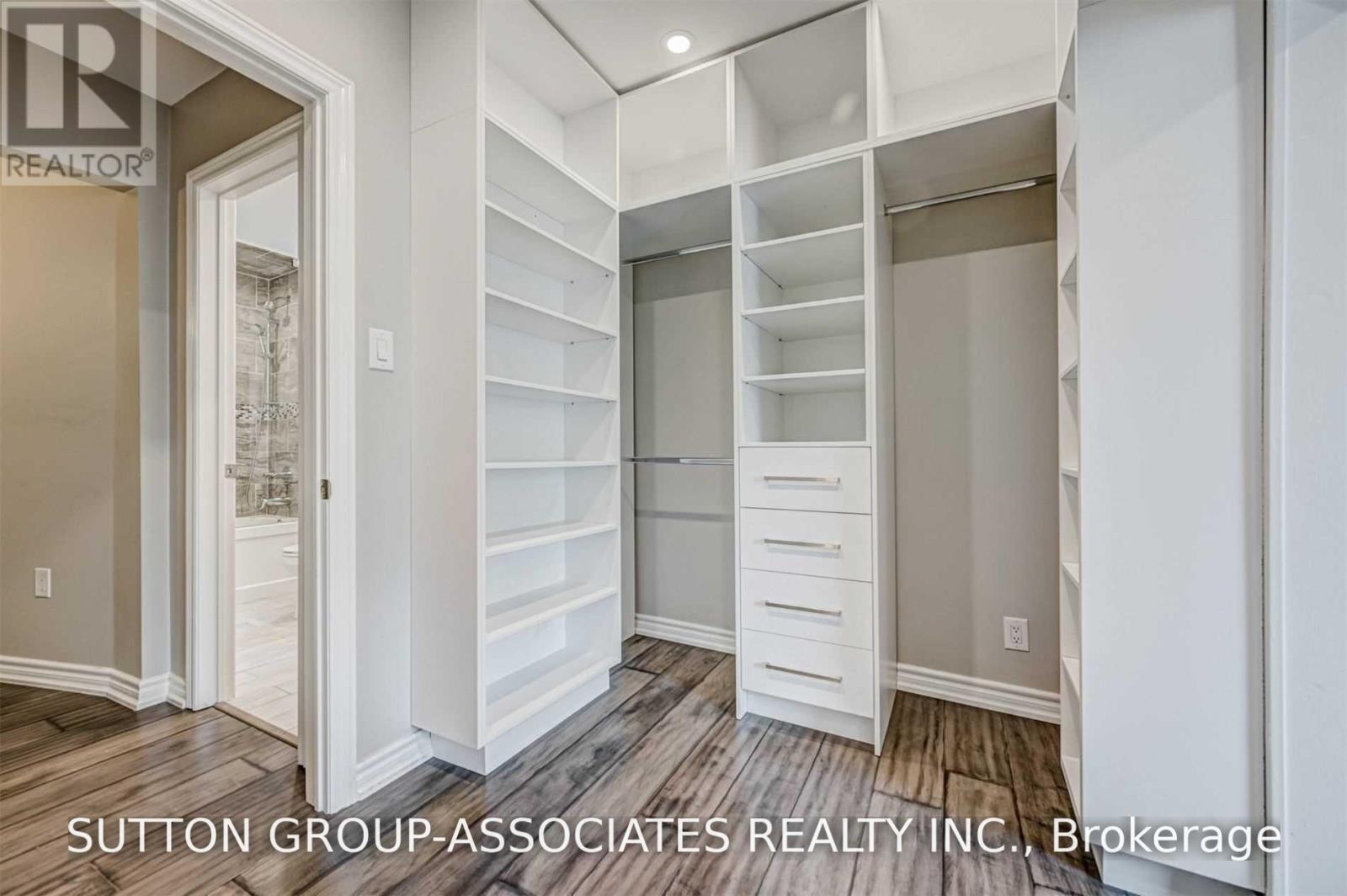 739 Manning Avenue, Toronto, Ontario  M6G 2W5 - Photo 24 - C13550994