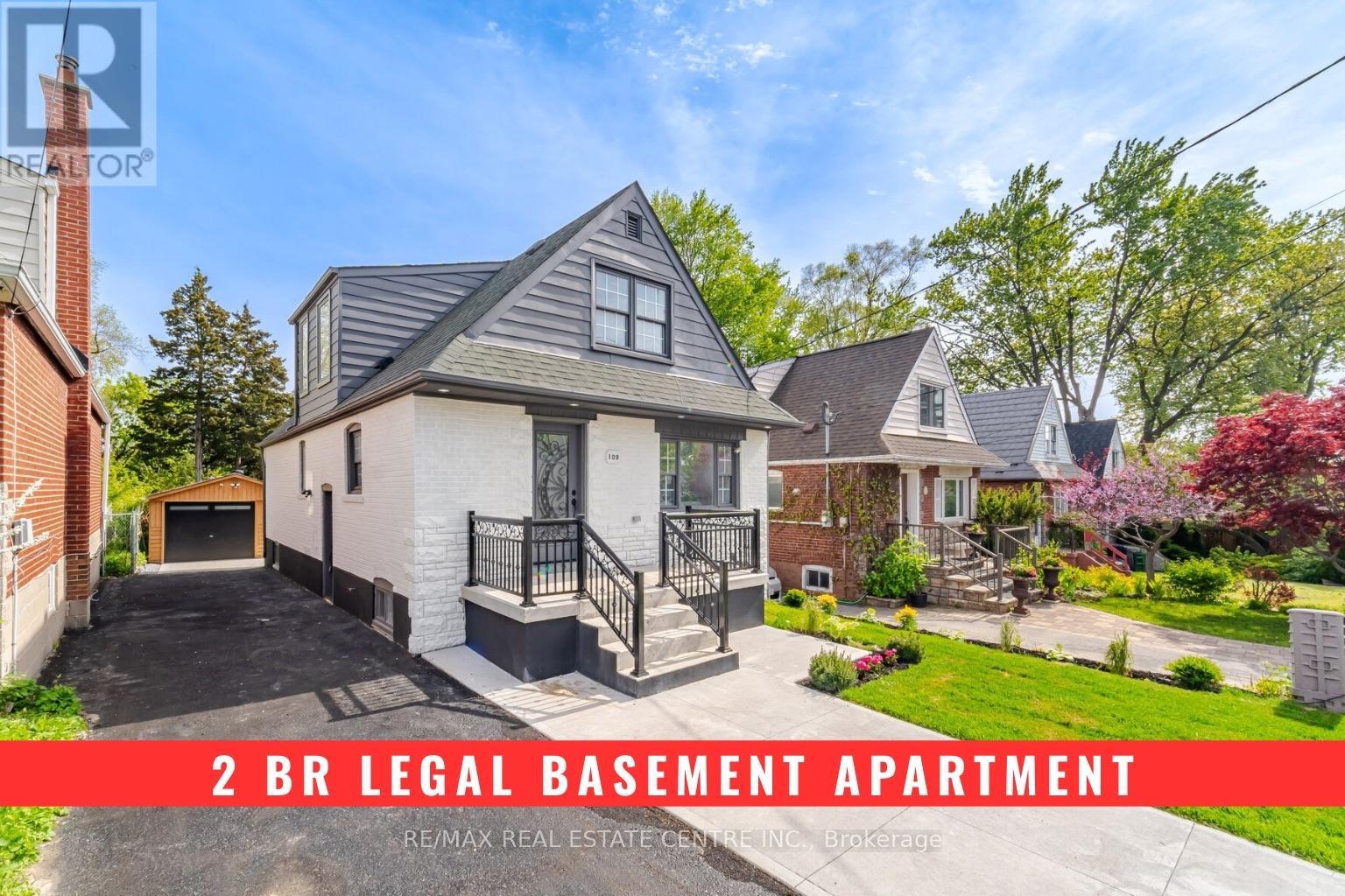 109 GLENCREST BOULEVARD, Toronto, Ontario
