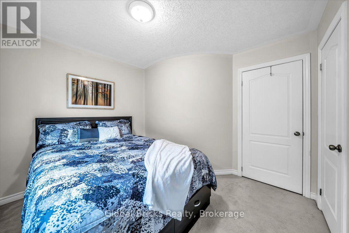 47 Holyrod Drive, Clarington, Ontario  L1E 0G4 - Photo 30 - E13551782