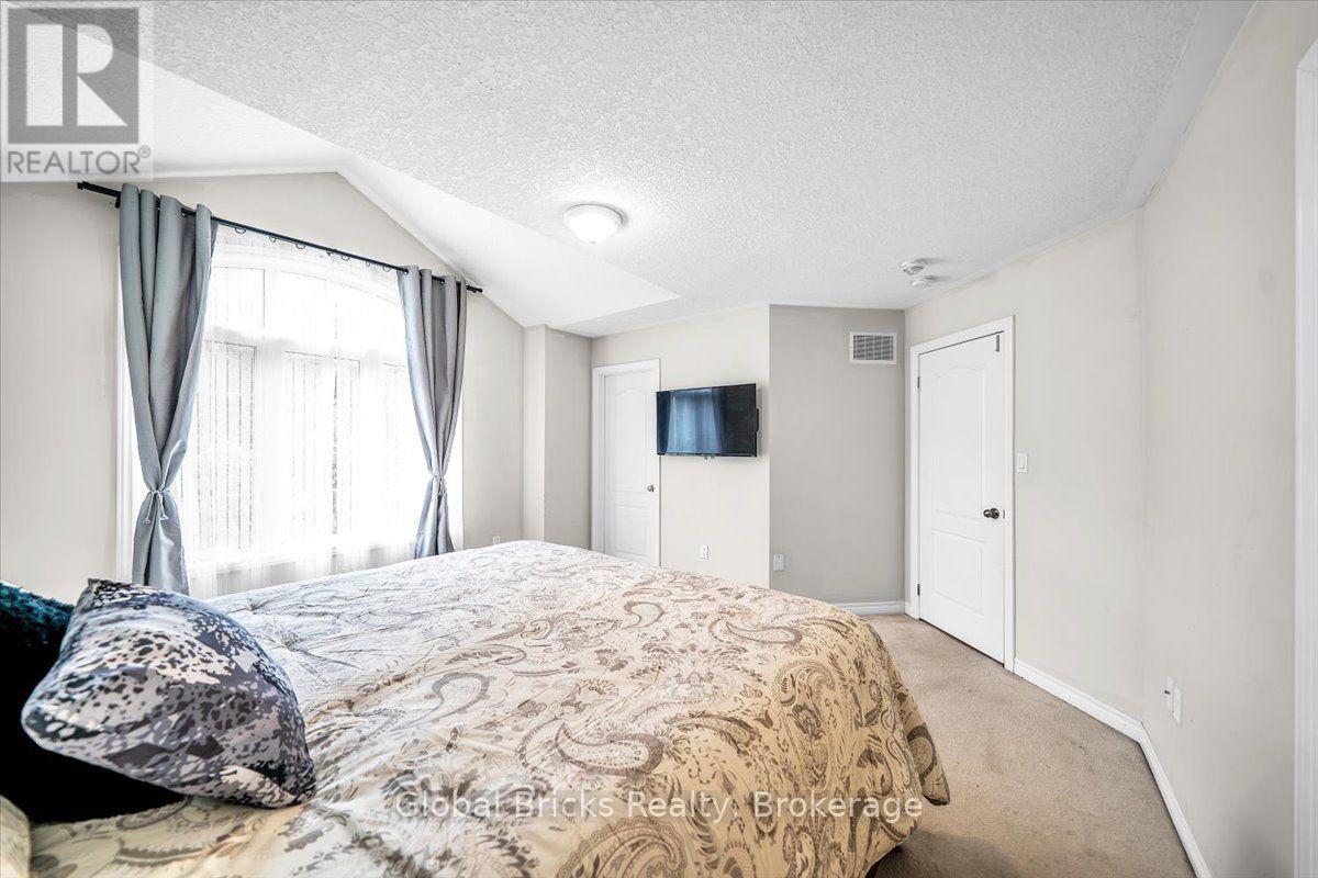 47 Holyrod Drive, Clarington, Ontario  L1E 0G4 - Photo 39 - E13551782