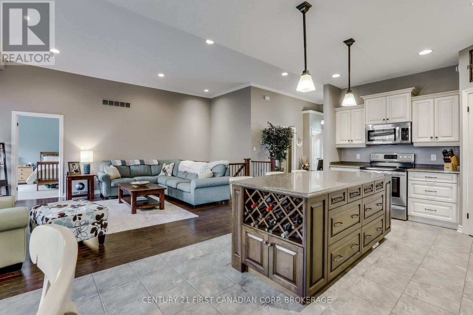 76 Sloan Drive, Zorra, Ontario  N0M 2M0 - Photo 9 - X13552790
