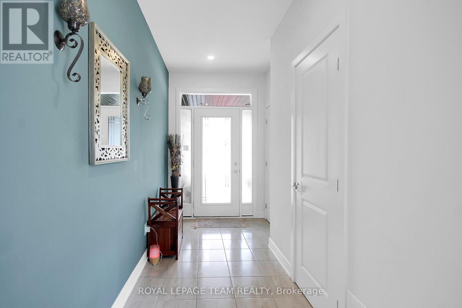 67 Heirloom Street, Ottawa, Ontario  K4M 0K9 - Photo 4 - X13552848