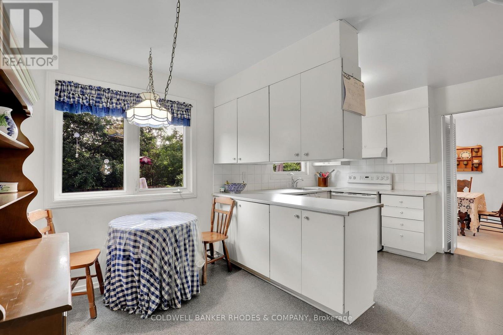 37 Sample Road, Ottawa, Ontario  K1V 9T9 - Photo 11 - X13552866