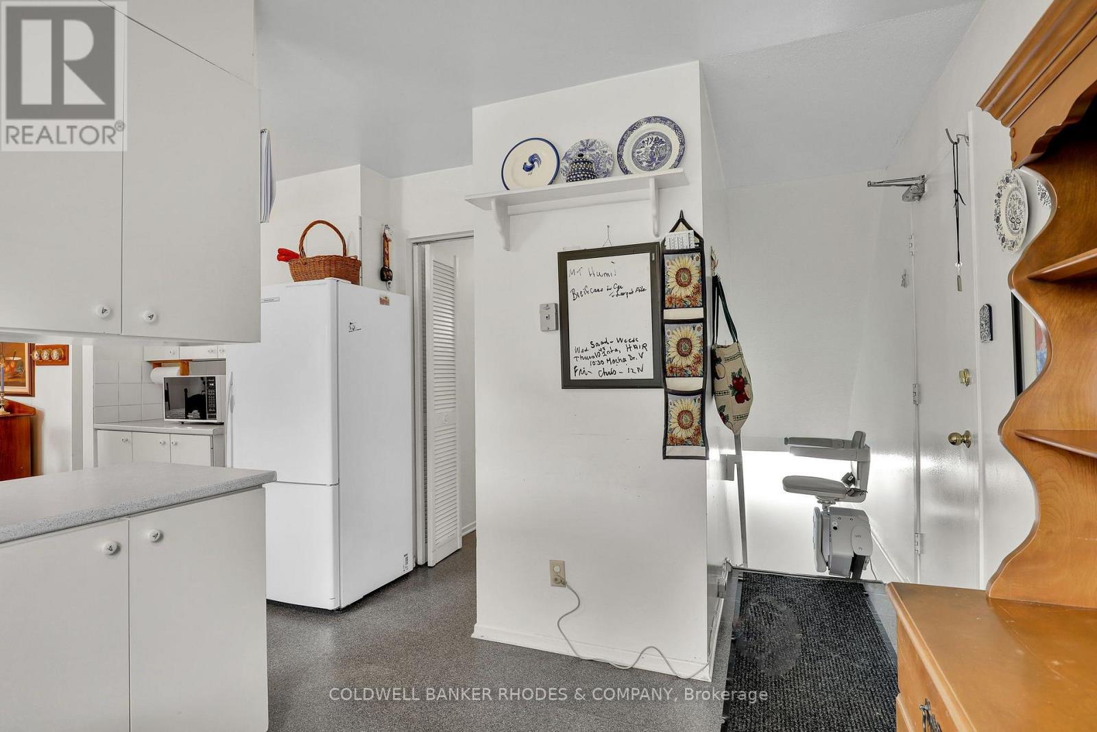 37 Sample Road, Ottawa, Ontario  K1V 9T9 - Photo 13 - X13552866