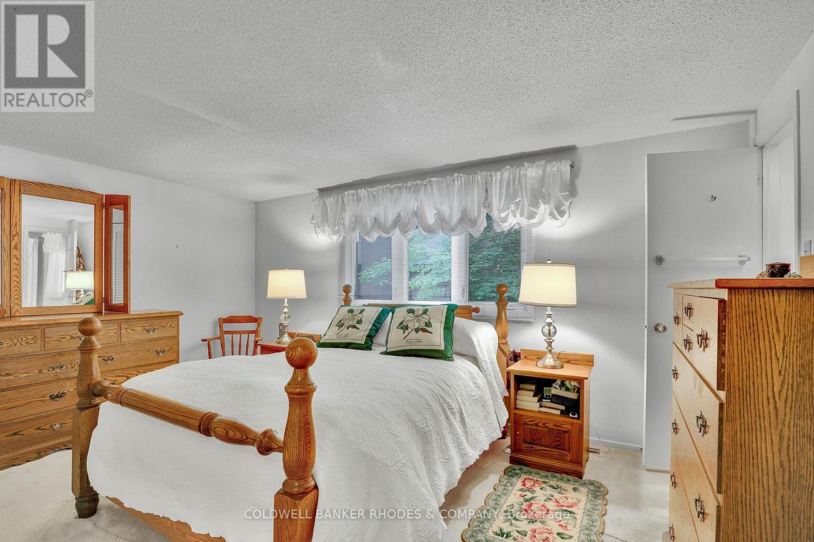 37 Sample Road, Ottawa, Ontario  K1V 9T9 - Photo 14 - X13552866
