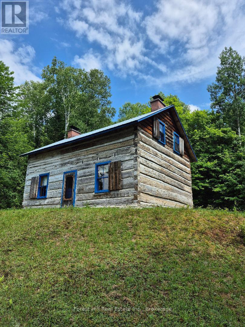 230 BAKER ROAD S, Magnetawan, Ontario