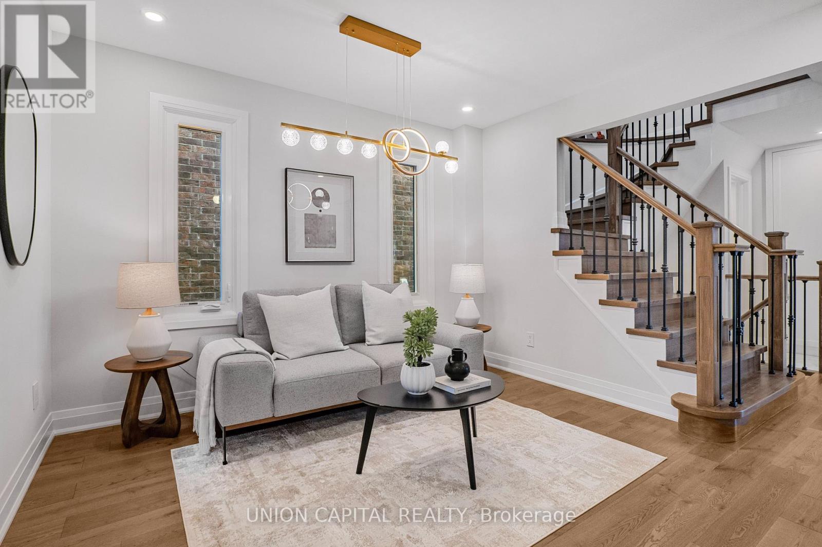 45 Chilmar Crescent, Vaughan, Ontario L4J 6Y5 - Photo 7 - N13552814