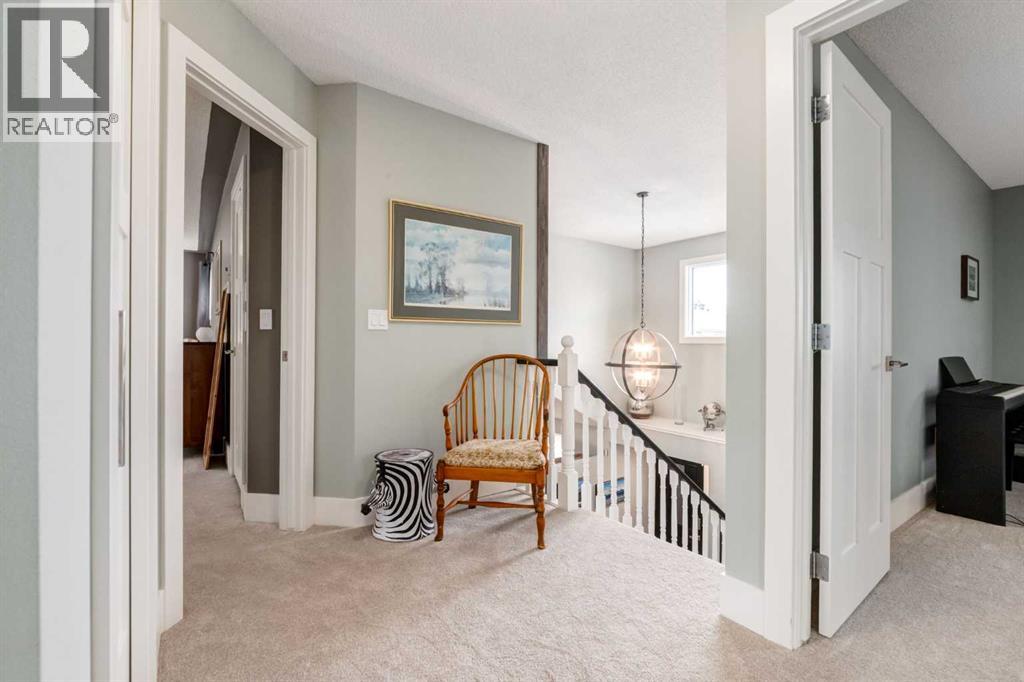 367 Woodbriar Circle SW, Calgary, Alberta  T2W 6A4 - Photo 25 - A2328159