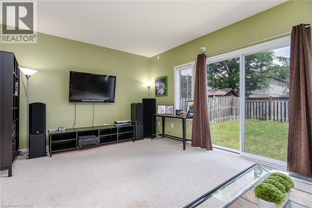 384 Pastern Trail, Waterloo, Ontario  N2K 4K7 - Photo 11 - 40846577