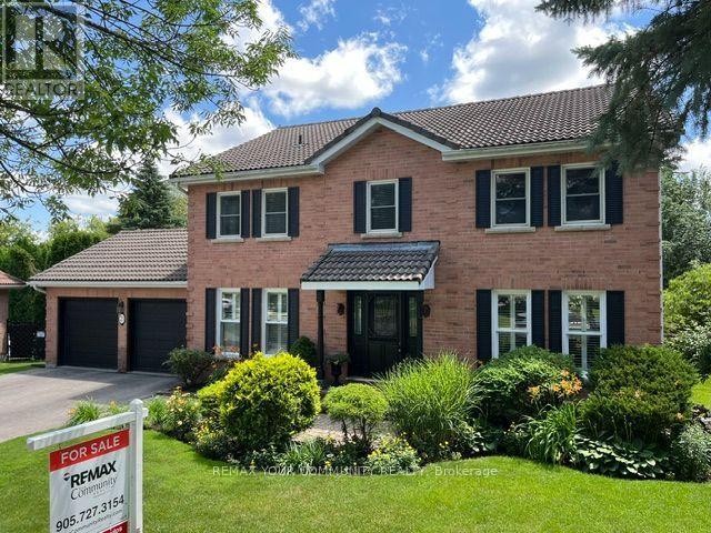 23 CRANBERRY LANE, Aurora (Aurora Highlands)