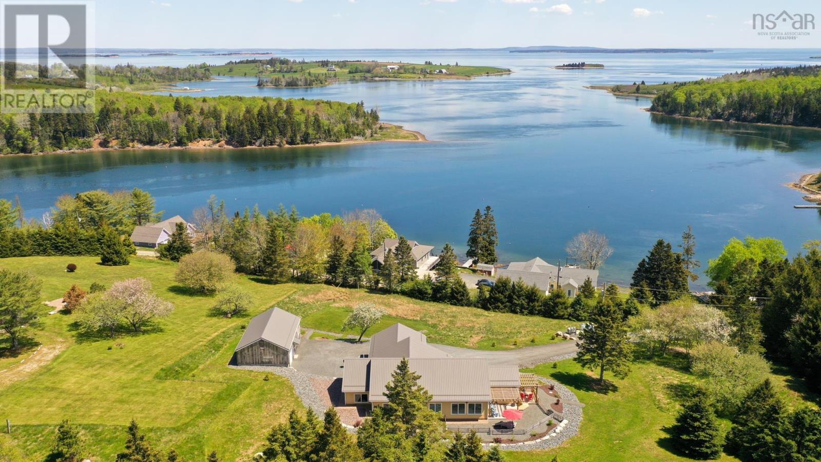207 Hebb Point Road, Heckmans Island, Nova Scotia  B0J 2C0 - Photo 4 - 202604329