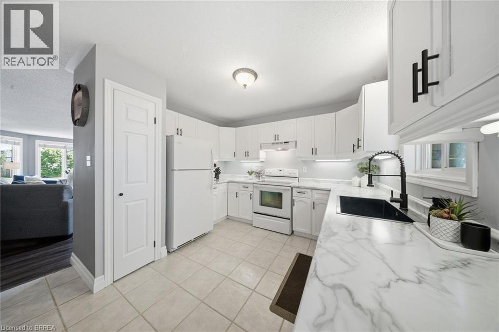 52 Allensgate Drive, Brantford, Ontario  N3V 1C8 - Photo 11 - 40834225