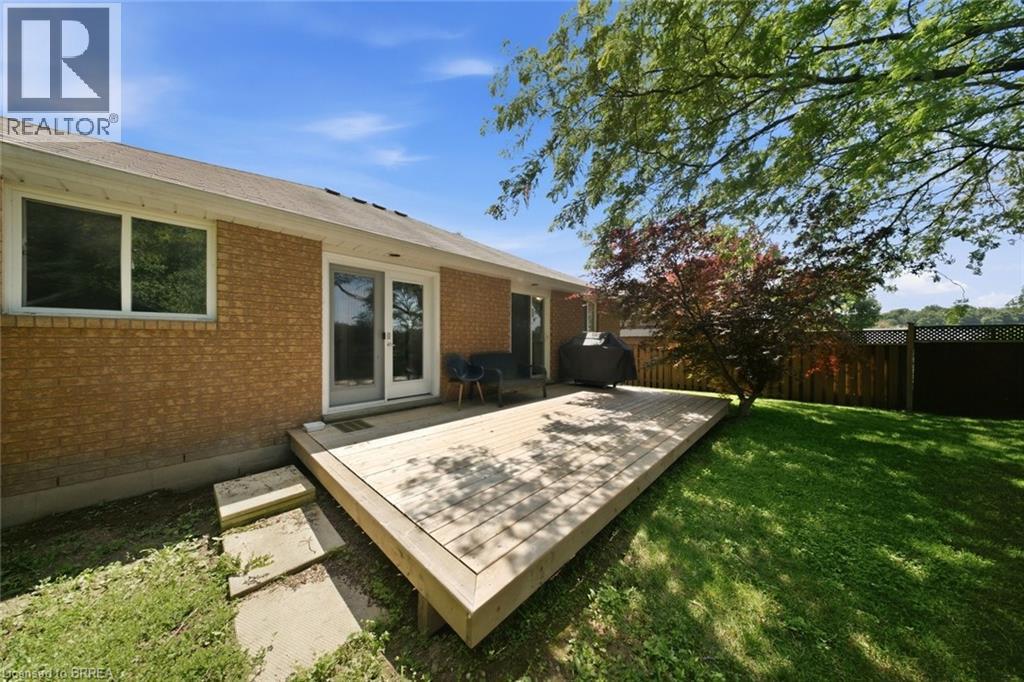52 Allensgate Drive, Brantford, Ontario  N3V 1C8 - Photo 34 - 40834225