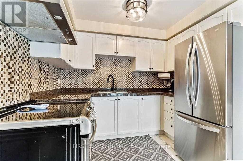 67 Denton Circle, Vaughan, Ontario L6A 2N4 - Photo 22 - N13546524